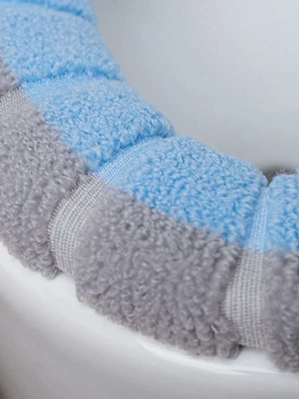 Assento Almofadado para Vaso Sanitário com Alça Higiênica | Lavável, Térmico e Universal – 4 Cores - Imagem 14