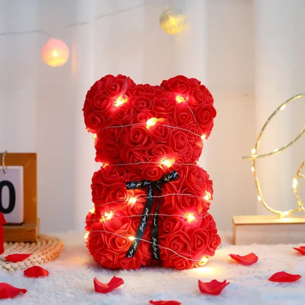 Urso de Rosas com Luz 25cm + Caixa Presente – Presente Romântico para Namorada, Aniversário, Casamento ou Dia das Mães - Imagem 5