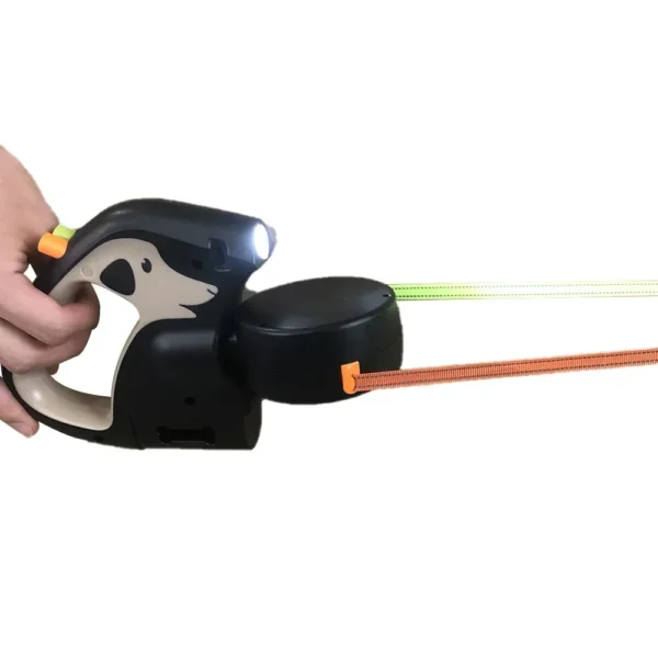 Guia Retrátil Duplo com Lanterna, Suporte de Saquinhos e Tecnologia Antienrosco – 3m para 2 Cães - Imagem 17