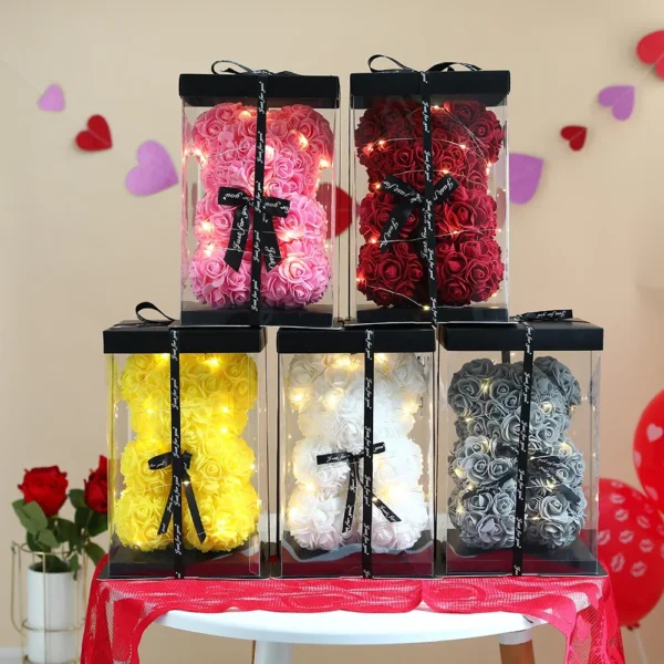 Urso de Rosas com Luz 25cm + Caixa Presente – Presente Romântico para Namorada, Aniversário, Casamento ou Dia das Mães - Imagem 3